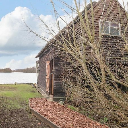 Cygnus Boathouse Villa South Walsham ภายนอก รูปภาพ