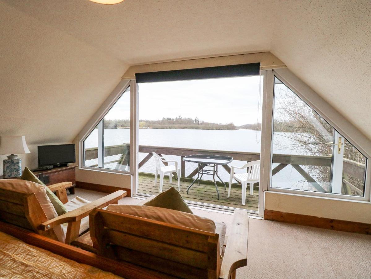 Cygnus Boathouse Villa South Walsham ภายนอก รูปภาพ